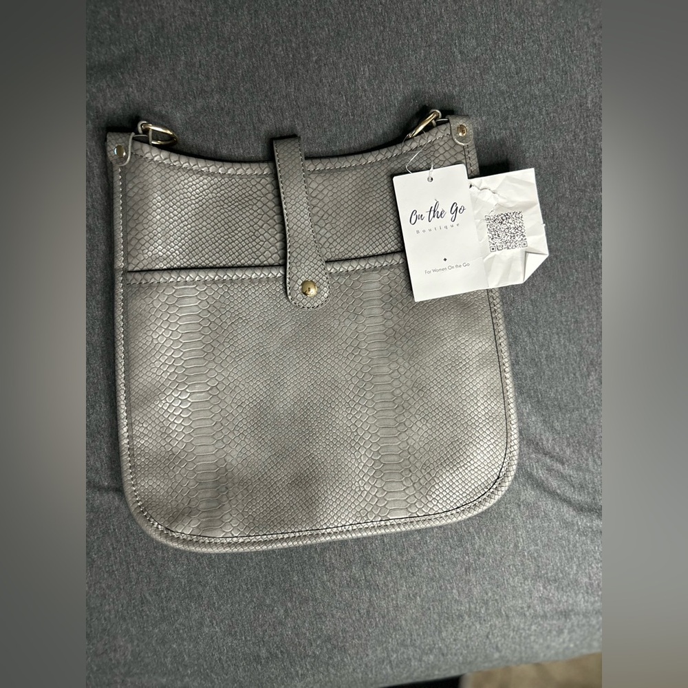 Corbyn snake vegan leather messenger